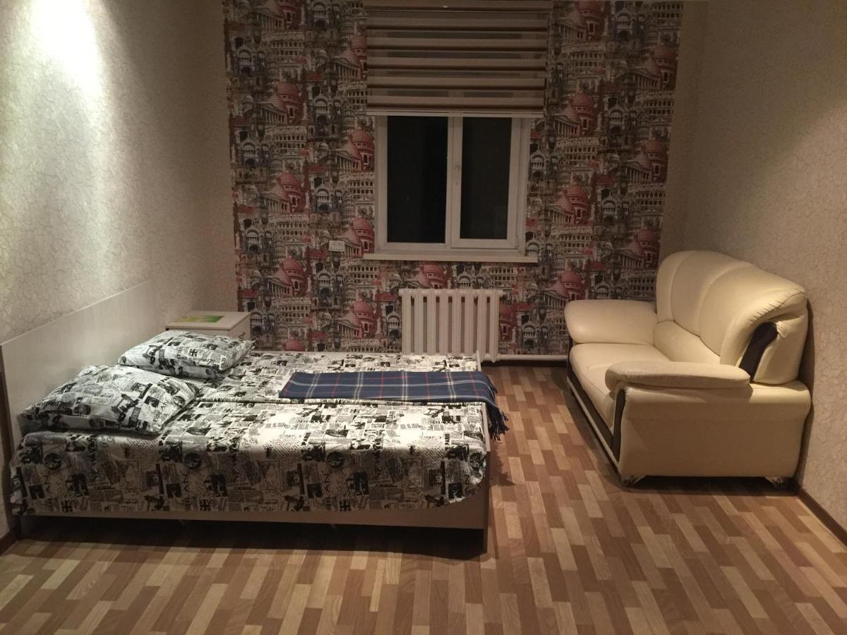Malibu Guest House Капчагай Екстериор снимка
